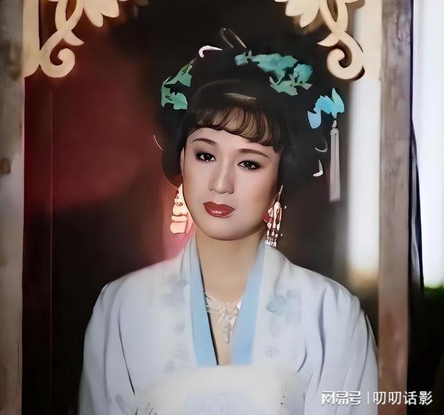 她长得太美被导演据为己有同居27年无名无分年仅63岁不治身亡(图7)